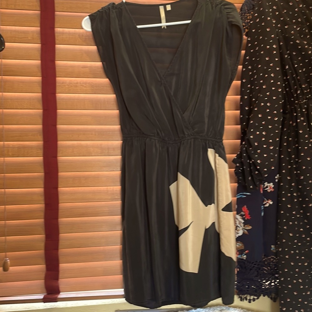 Xs dress. Medium condition. Thin, short dress.